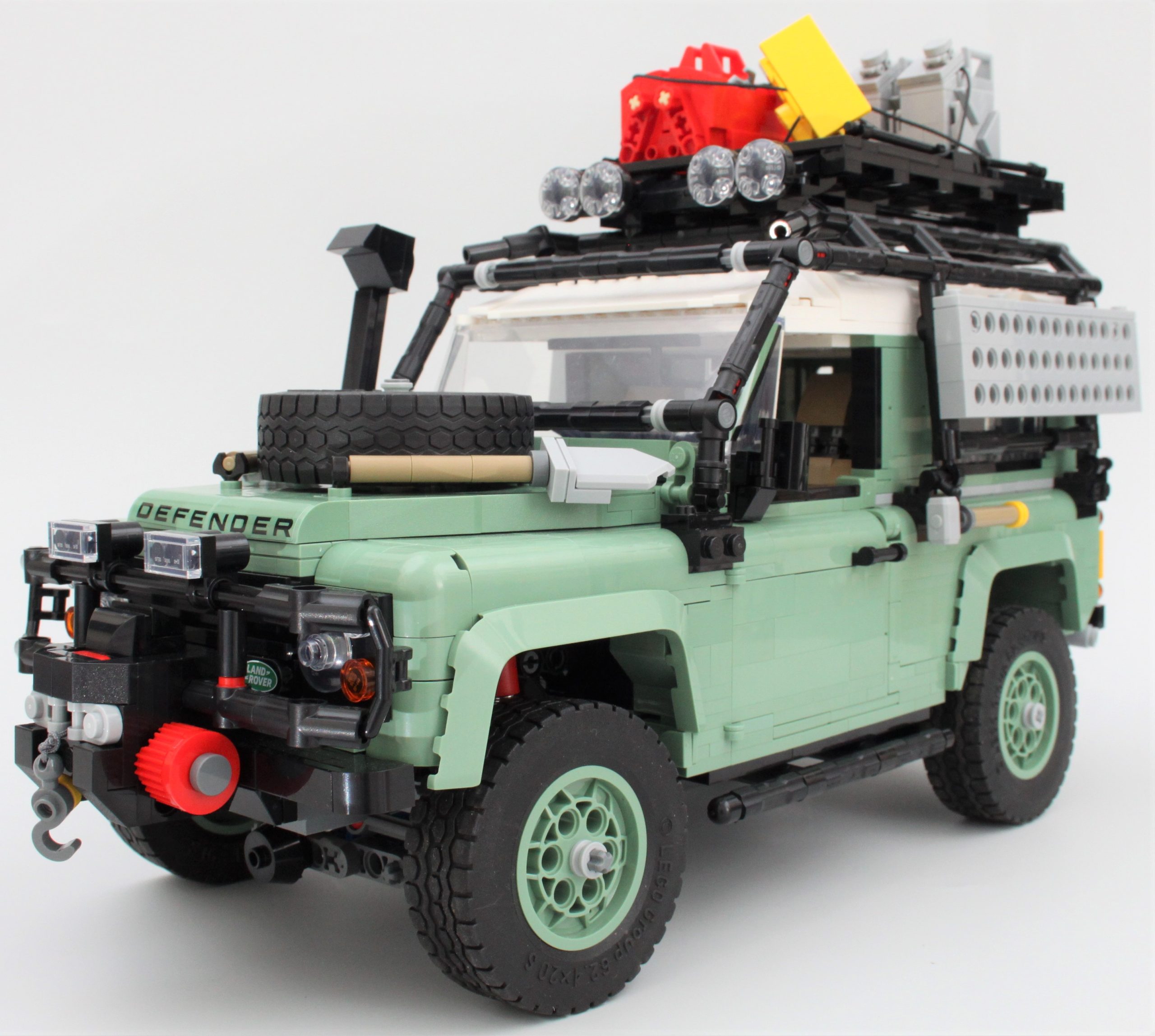 LEGO ICONS 10317 Land Rover Classic Defender 90 review 25 scaled