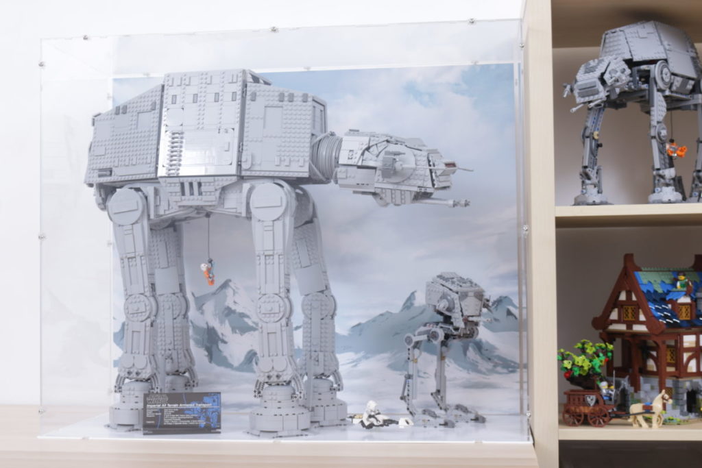 LEGO Star Wars UCS 75313 AT AT display case review iDisplayit LEGO Star Wars 47 1024x683