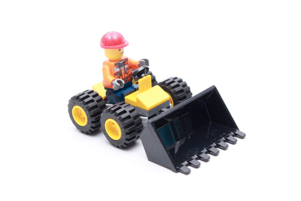 LEGO CITY magazine Issue 36 10
