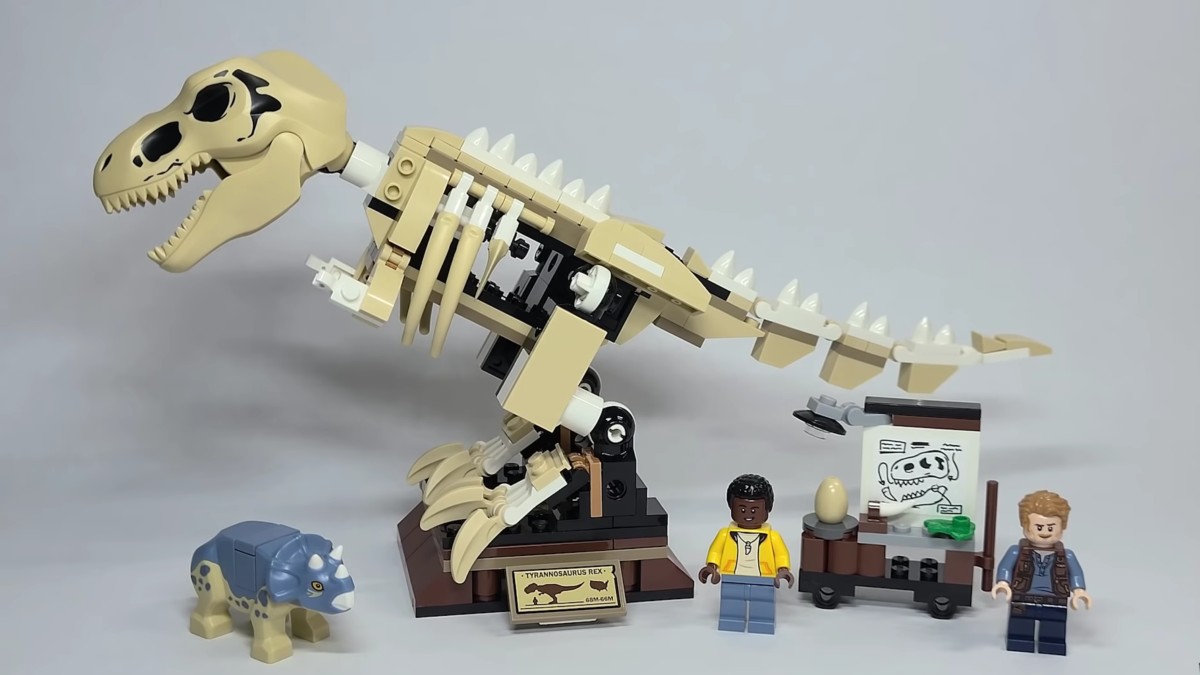 First look at LEGO Jurassic World Dinosaur Fossil Exhibition