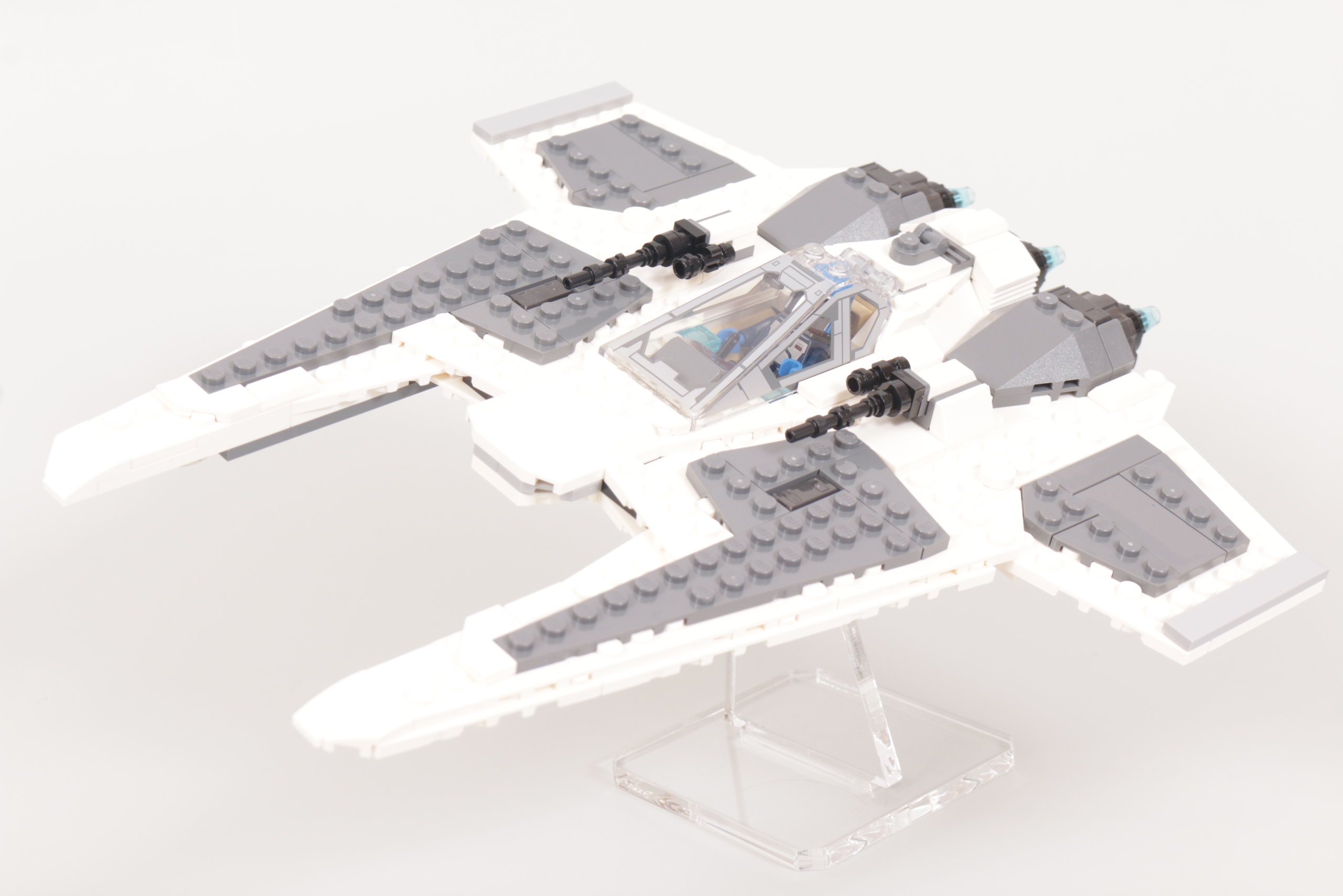 LEGO Star Wars 75348 Mandalorian Fang Fighter vs. TIE Interceptor review 25 scaled