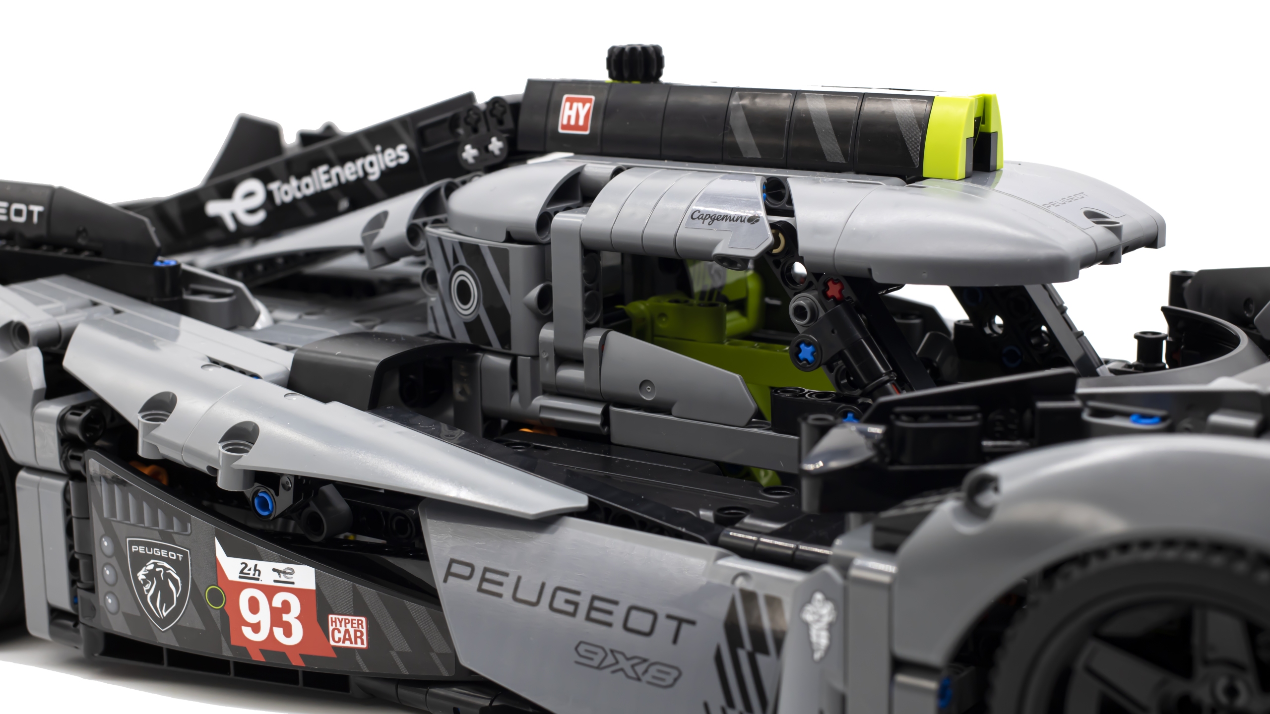 LEGO Technic 42156 PEUGEOT 9X8 24H Le Mans Hybrid Hypercar 13 scaled