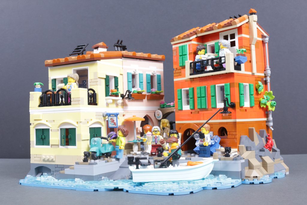 LEGO Ideas 21359 Italian Riviera review 68 1024x683