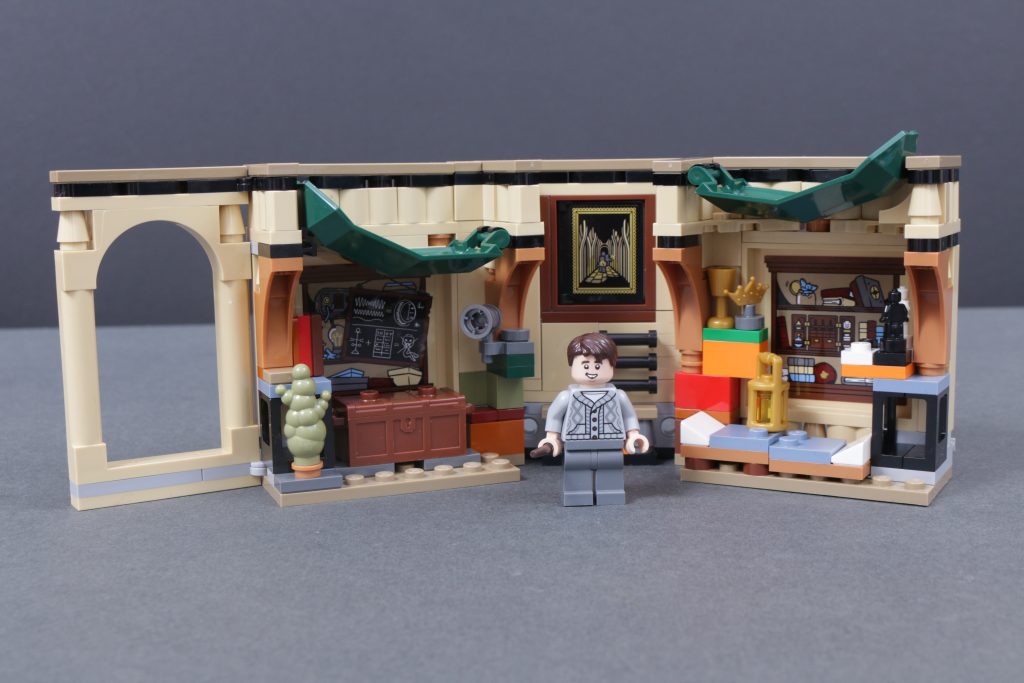 LEGO Harry Potter 40770 Hogwarts Castle Room of Requirement review 9 1024x683