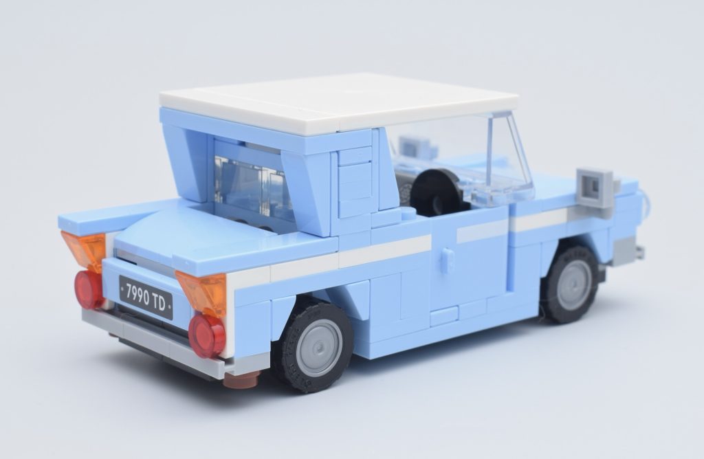 LEGO Harry Potter 76424 Flying Ford Anglia review 8 1024x668