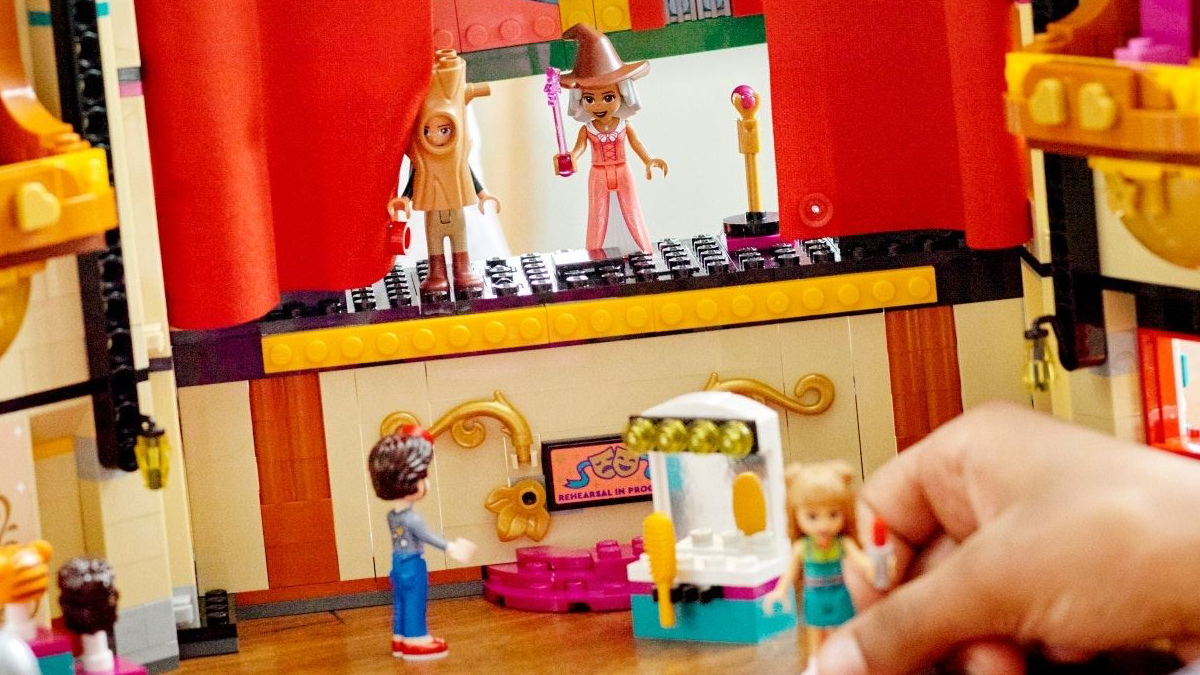 LEGO Friends summer 2022 sets launch today