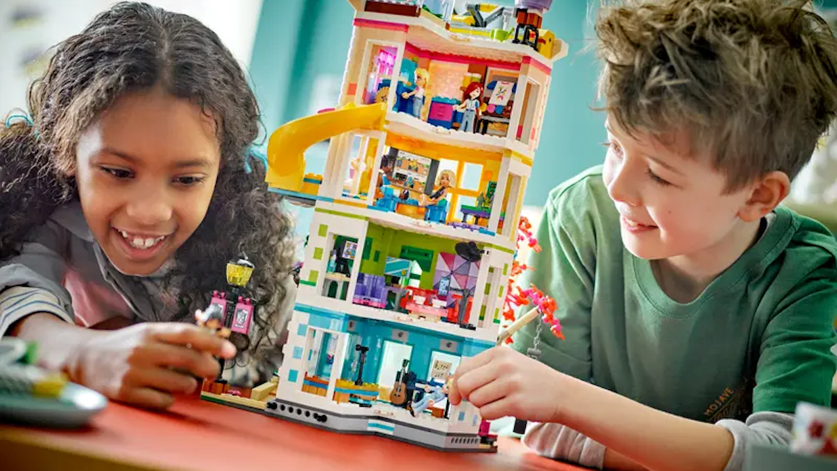 Second returning LEGO Friends character debuts following tease 
