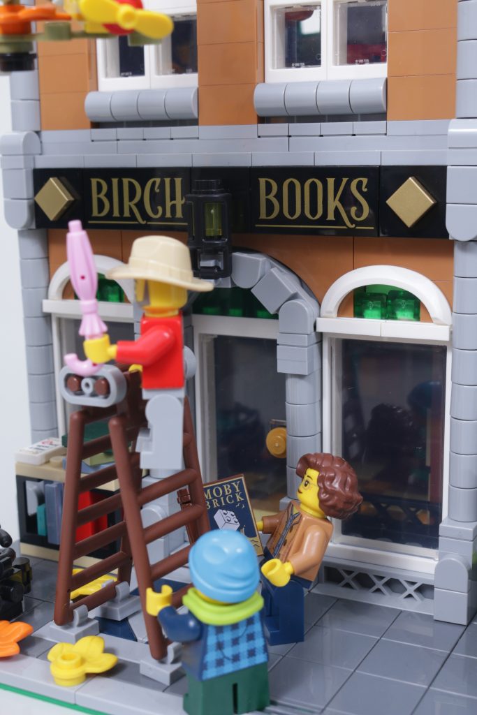 LEGO Icons 10350 Tudor Corner second review plus comparison with 10251 Brick Bank and 10270 Bookshop 52 683x1024