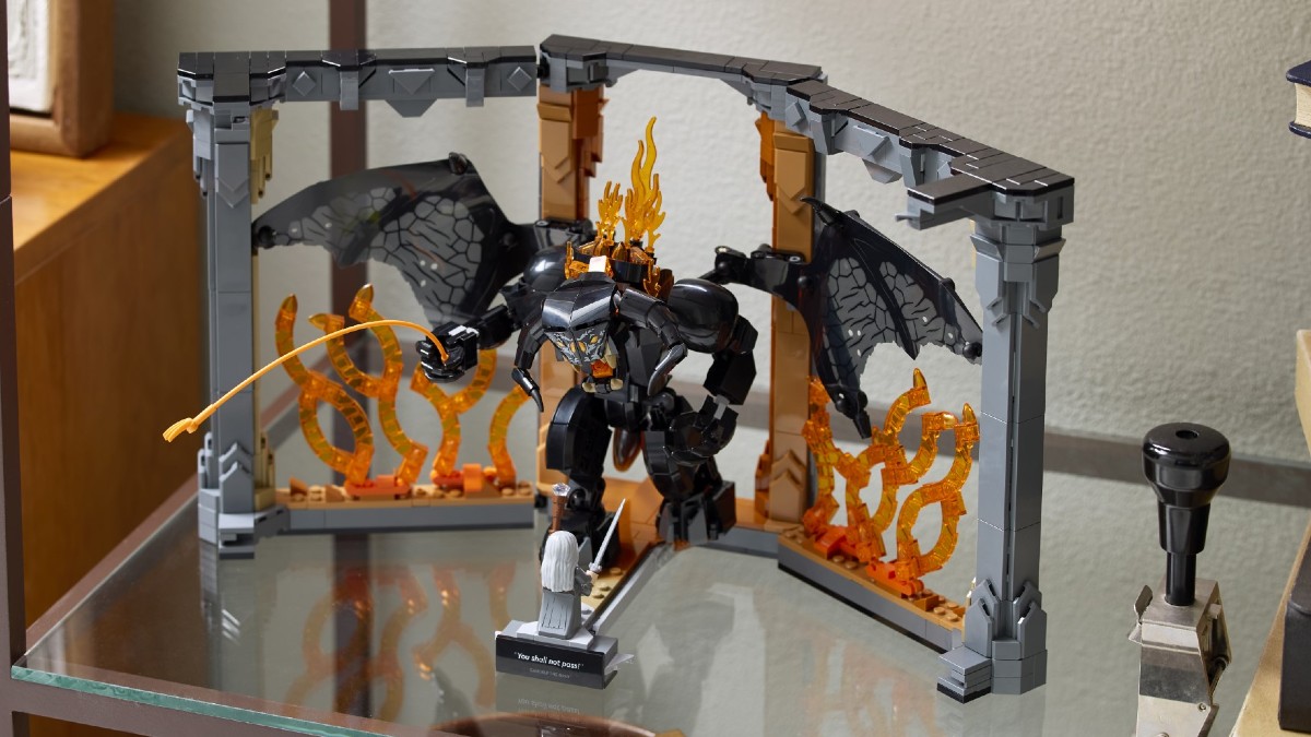 Amazon cuts £30 off LEGO The Lord of the Rings display set