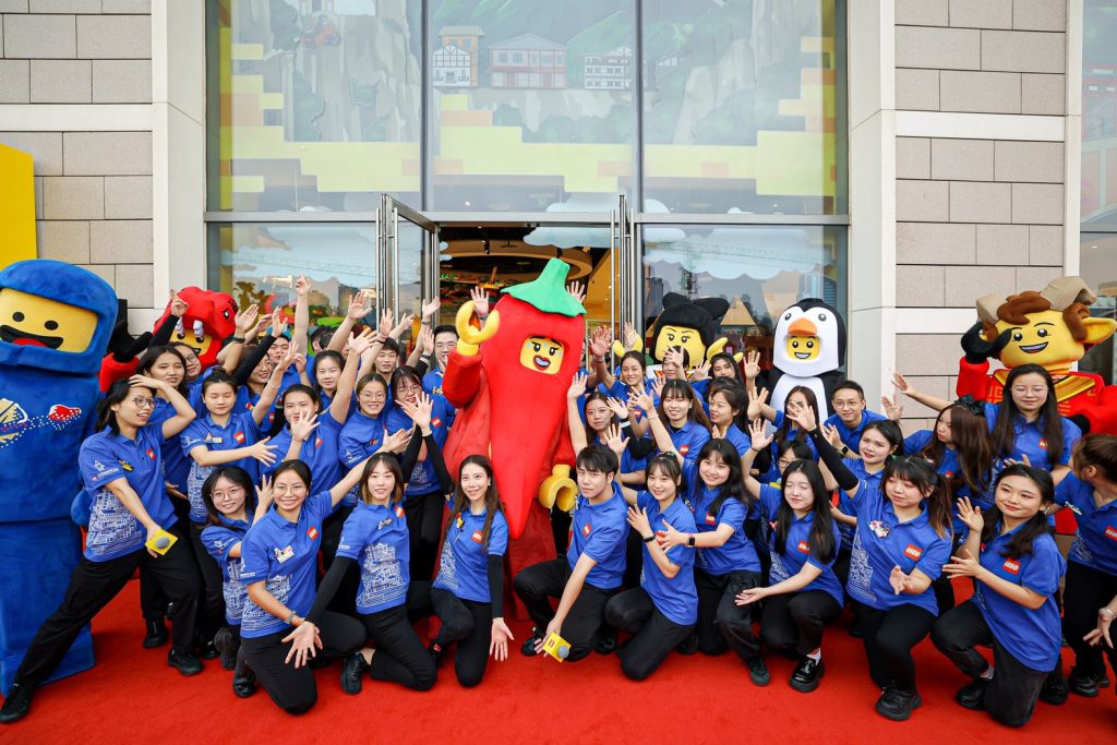 SYD HU LEGO Store Chongqing 3 1024x683