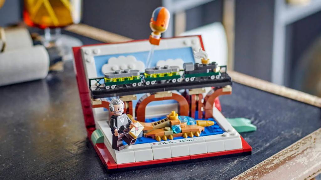 LEGO 40690 Tribute to Jules Vernes Books featured 1024x576