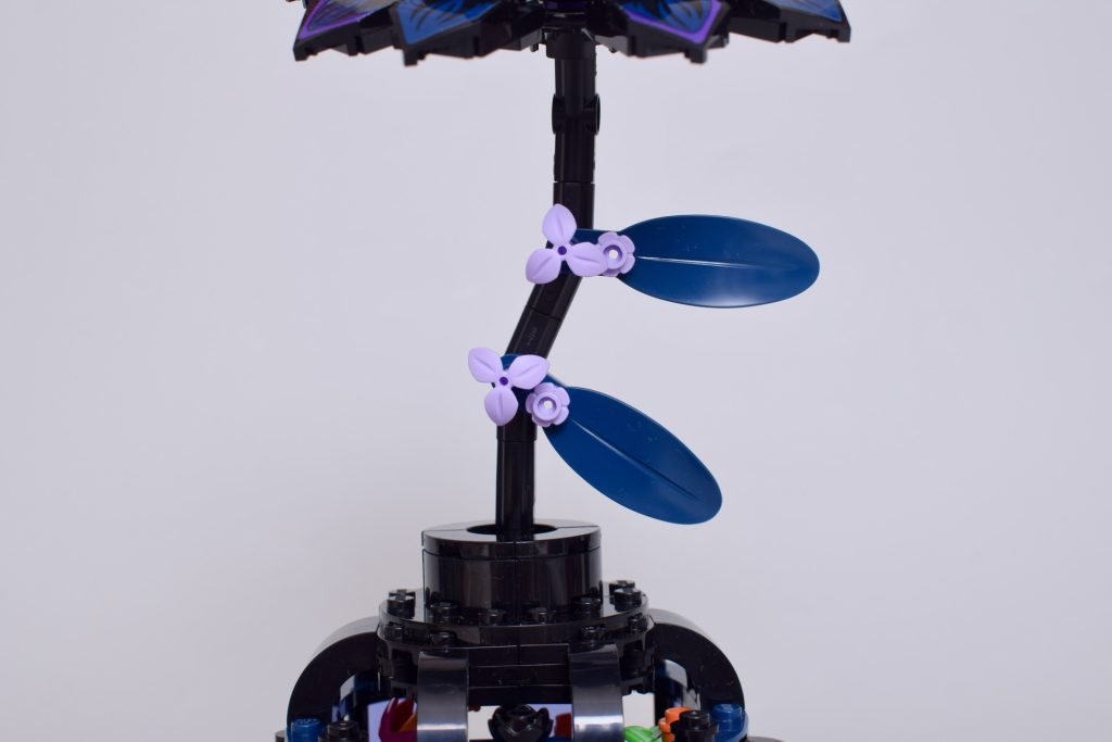 LEGO Wednesday 76784 Black Dahlia Flower review 10 1024x683