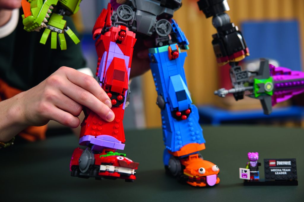 LEGO Fortnite 77078 Mecha Team Leader 2 1024x683