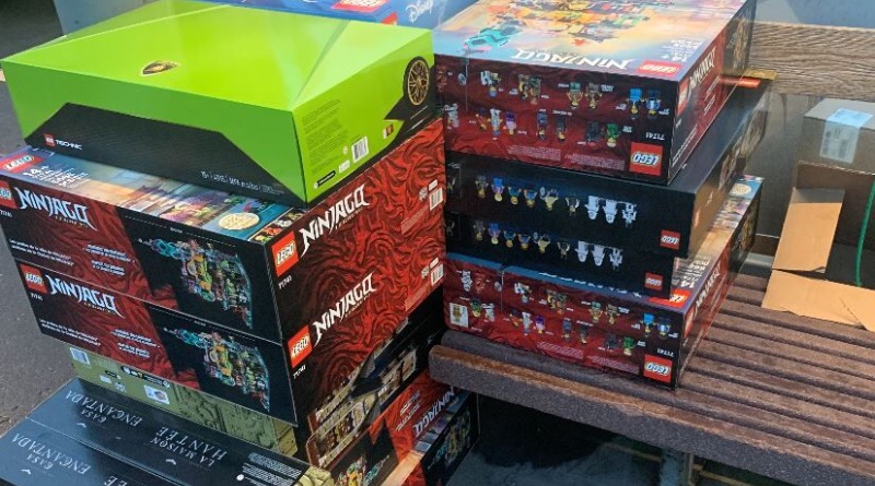 Oregon man arrested for allegedly stealing $7,500 of LEGO sets