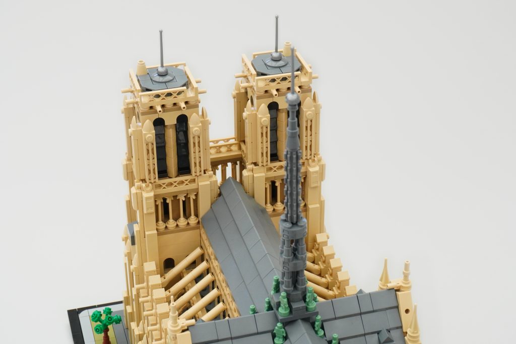 LEGO Architecture 21061 Notre Dame de Paris review 46 1024x683