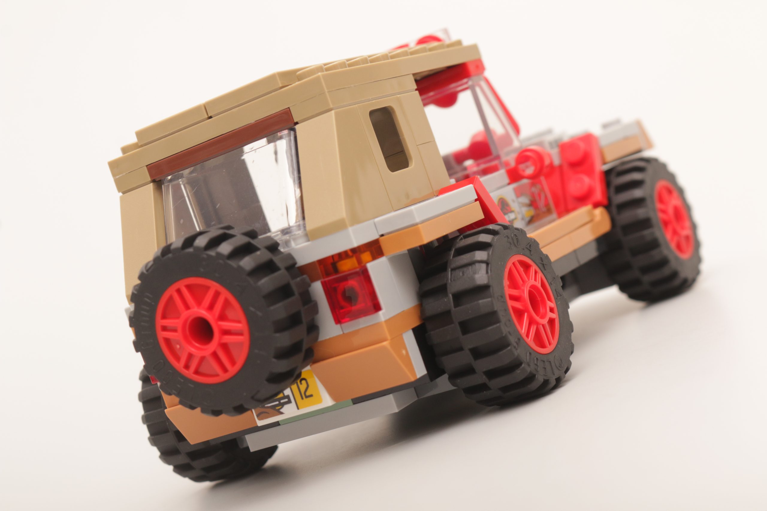LEGO Jurassic Park 76958 Dilophosaurus Ambush review 6 scaled