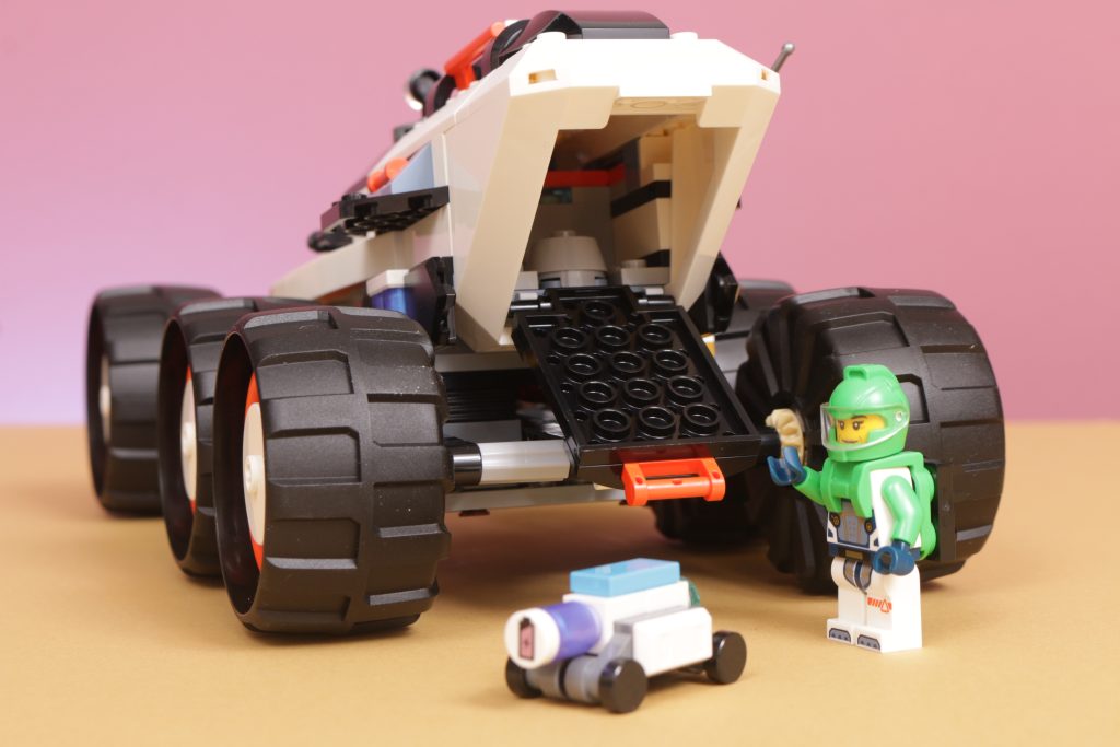 LEGO City 60431 Space Explorer Rover and Alien Life review 13 1024x683