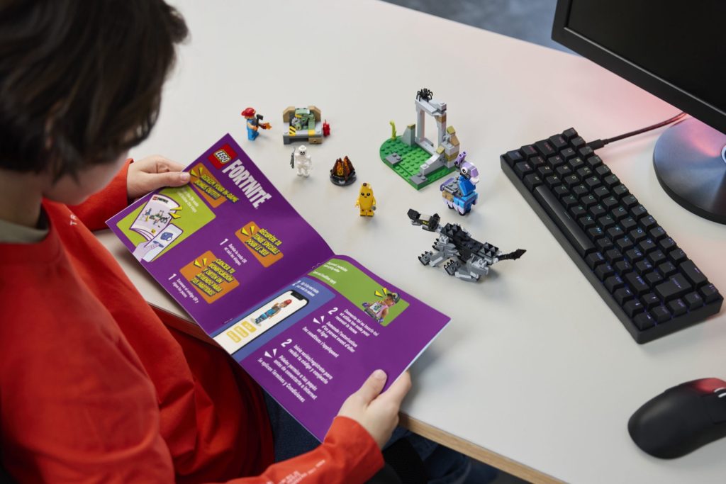 LEGO Fortnite 77075 Peely Sparkplugs Camp 3 1024x683