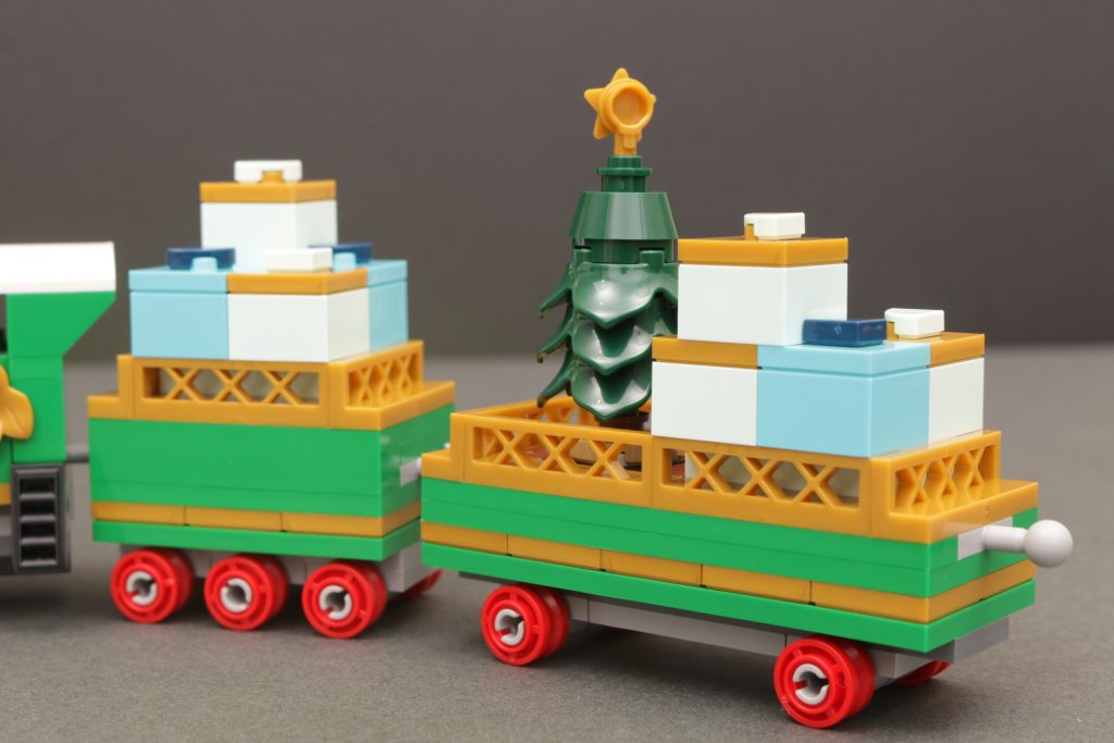 LEGO 40700 Christmas Train gift with purchase review 6 1024x683