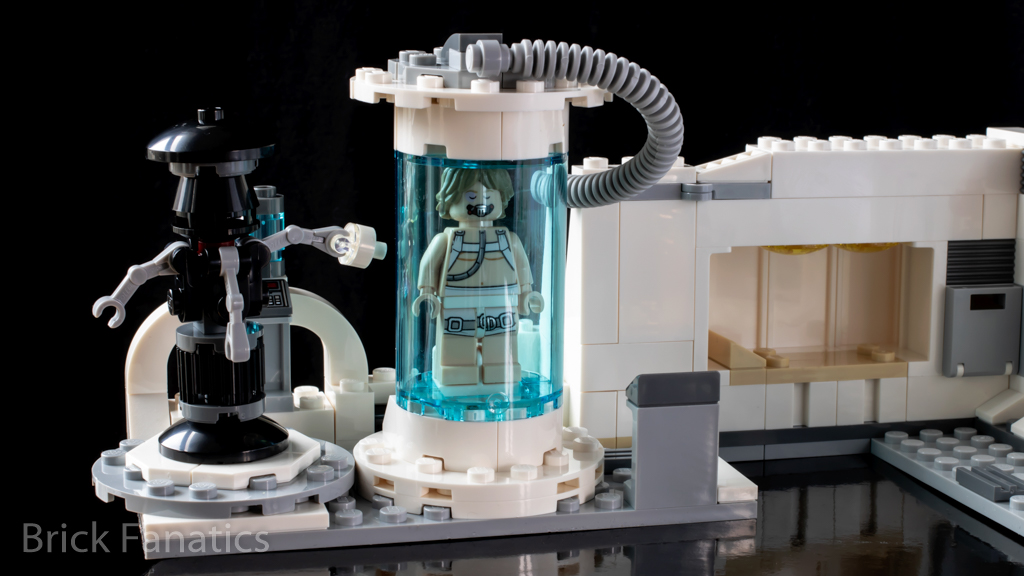 LEGO Star Wars 75203 Hoth Medical Chamber review