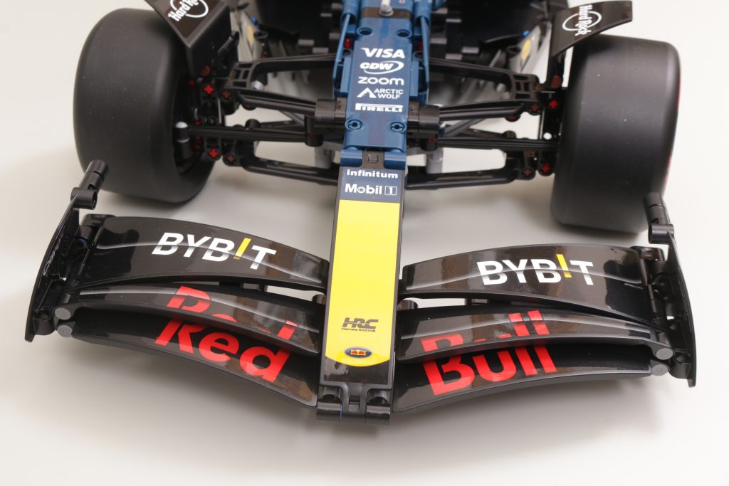 LEGO Technic 42206 Oracle Red Bull Racing RB20 F1 Car review 25 1024x683
