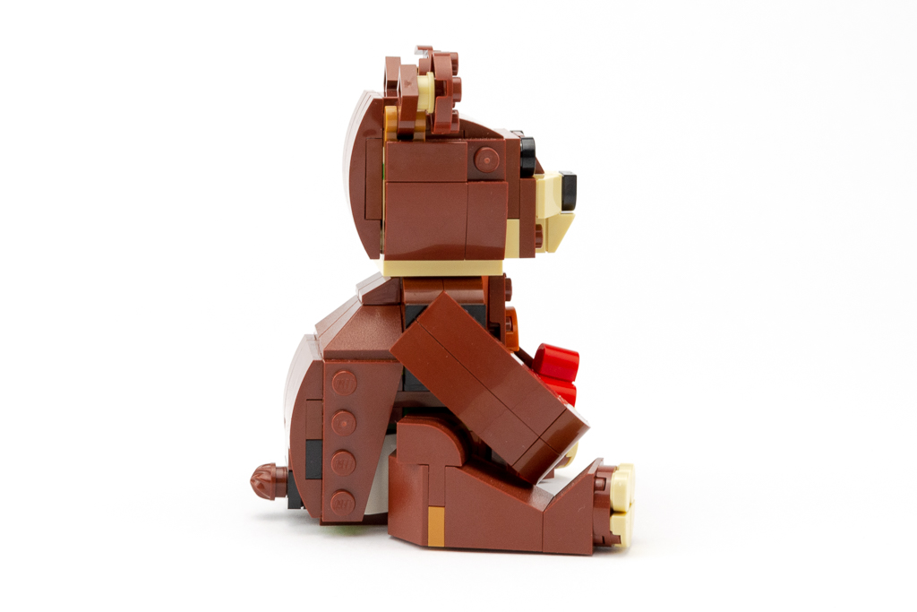 LEGO Review Valentines Brown Bear 10