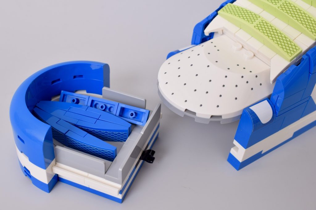 LEGO 43008 Nike Dunk review 14 1024x683