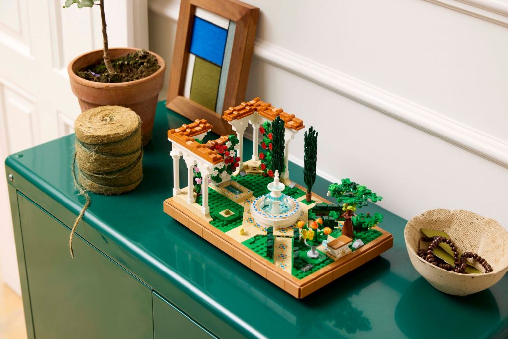 10359 fountain garden LEGO Icons 4 1024x683