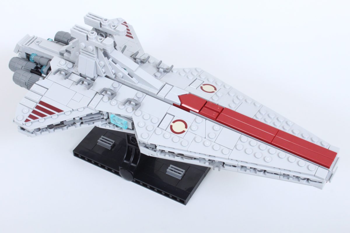 lego star wars 75441 Venator Class Attack Cruiser review 12 1200x800