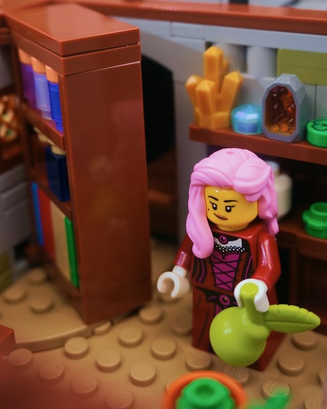 bricklink instagram series 7 alchemist shop 3