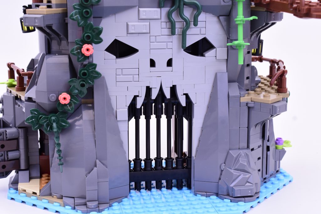 LEGO BrickLink Designer Program 910038 Ominous Isle review 35 1 1024x683