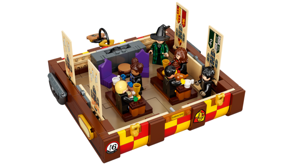 LEGO Harry Potter 76399 Hogwarts Magical Trunk 3 1024x576