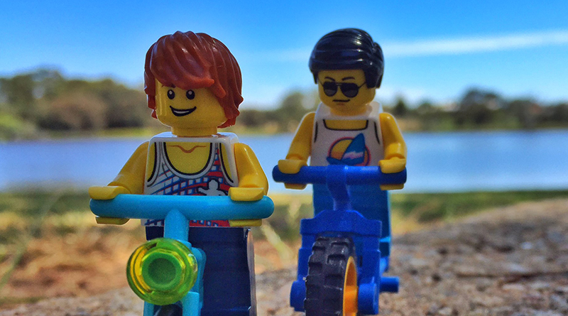 Brick Pic of the Day: Bicycle buddies