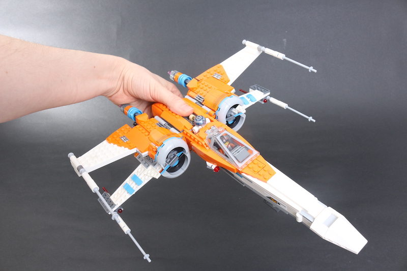 LEGO Star Wars 75273 Poe Dameron’s X wing Fighter review 25