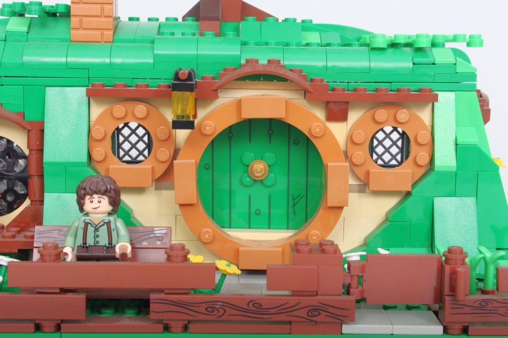 lego 79003 an unexpected gathering comparison 1 min 1024x683