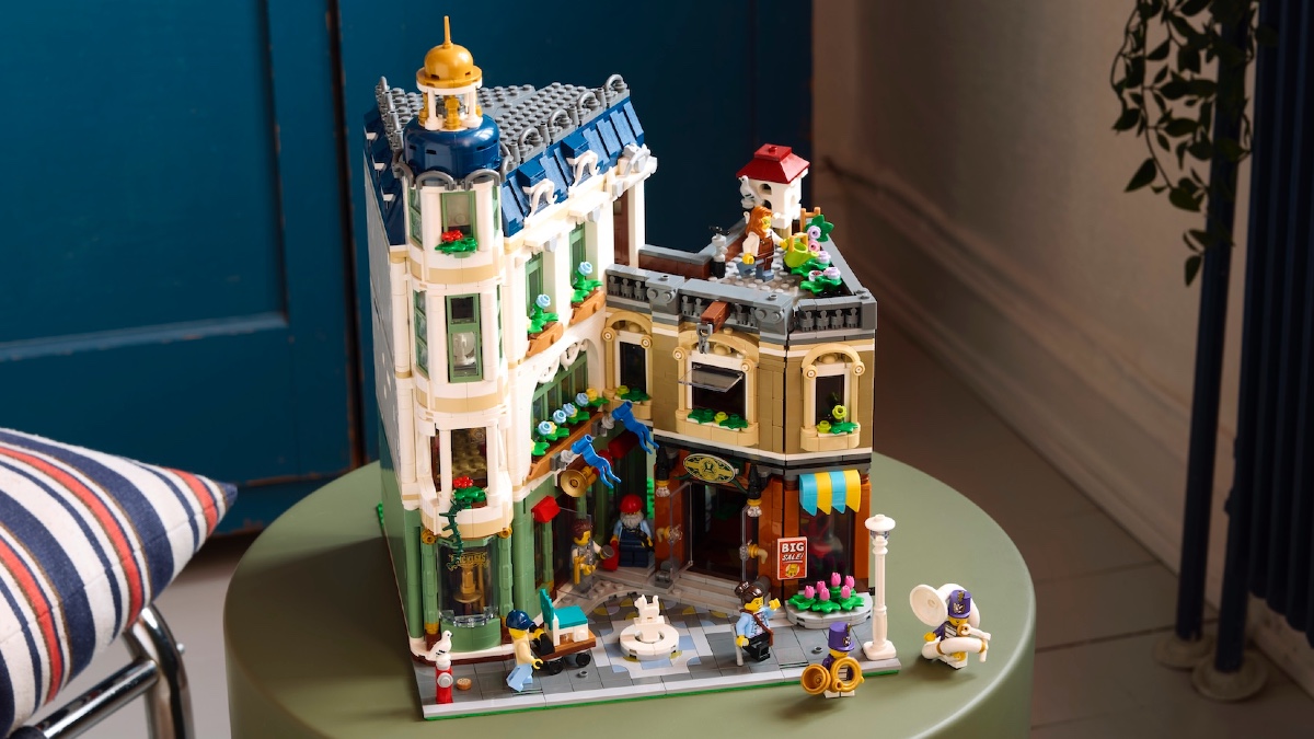 LEGO Shopping Street designer talks set’s ‘aesthetic driven process’