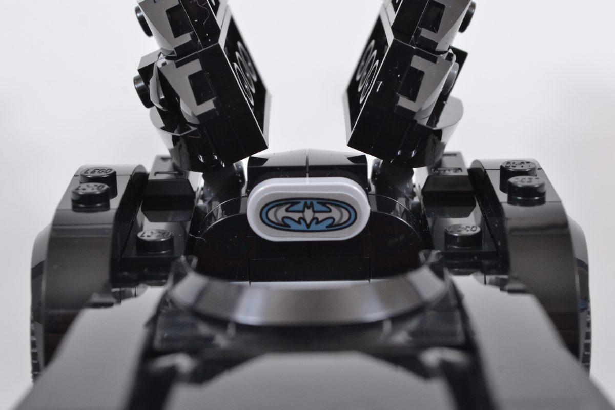 LEGO DC 65333 Batman Robin Batmobile 7 1200x800