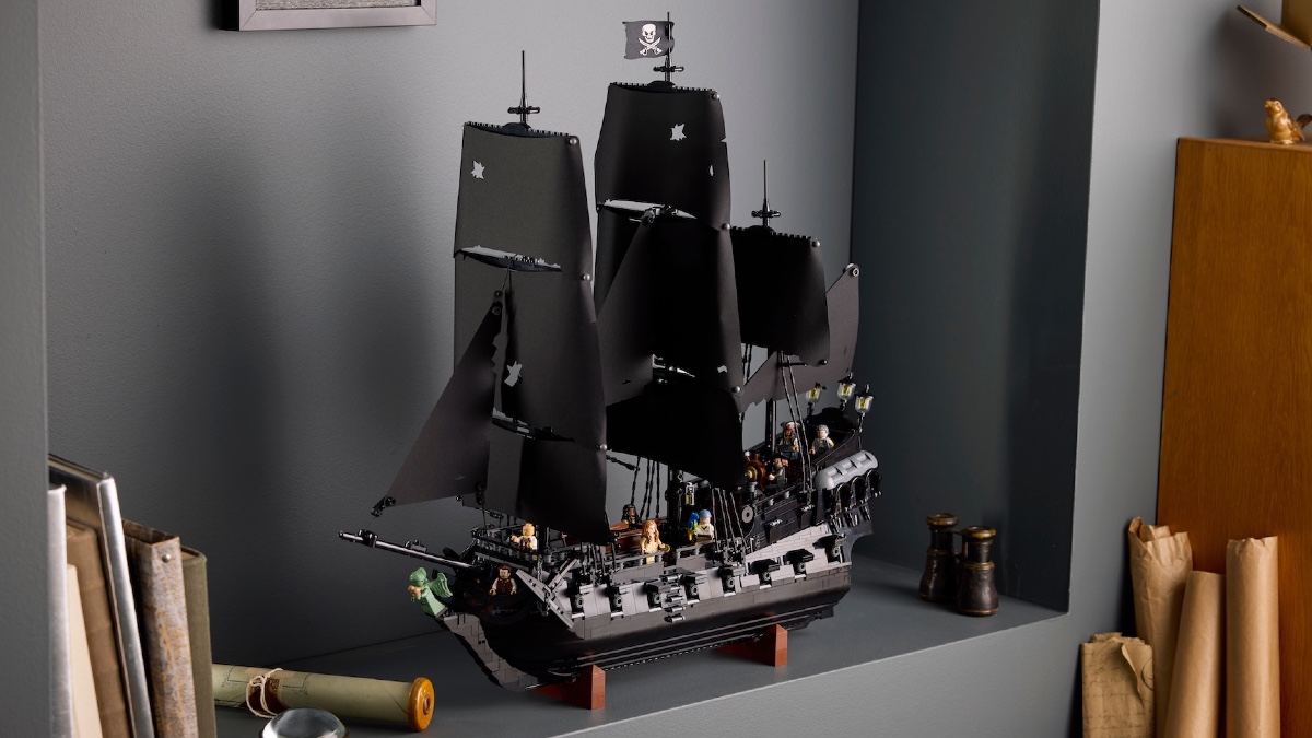 LEGO Icons 10365 Captain Jack Sparrow's Pirate Ship out now for Insiders