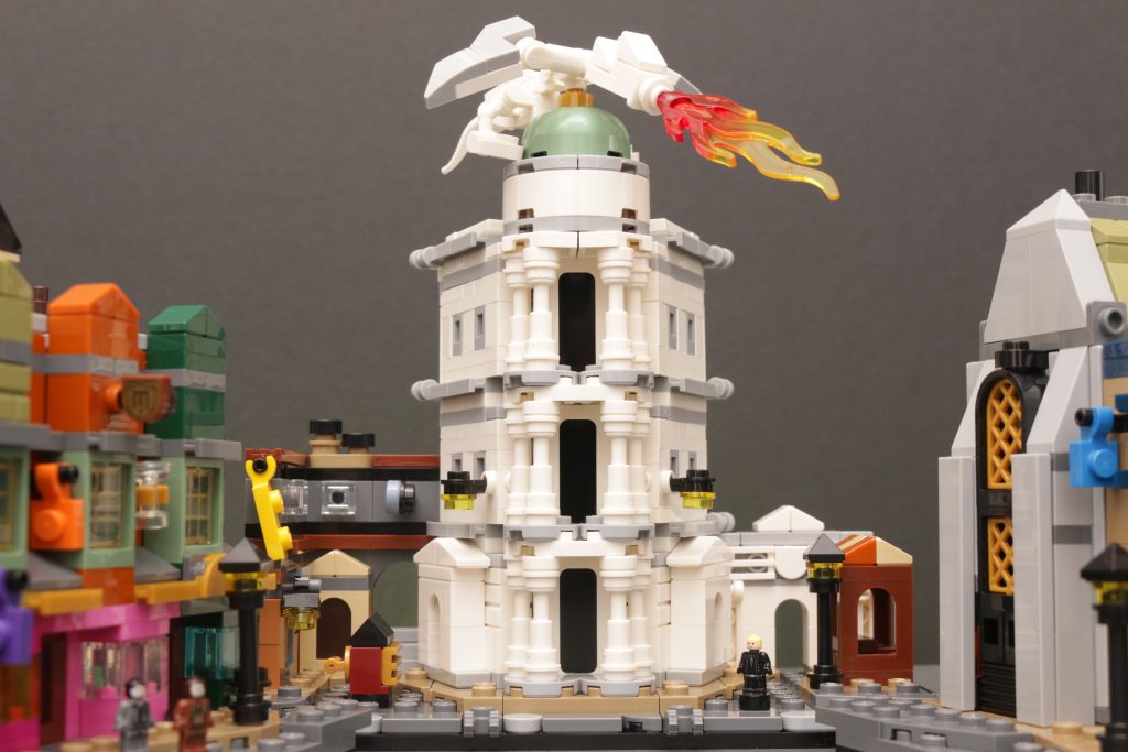 LEGO Harry Potter 76444 Diagon Alley Wizarding Shops review 10 1024x683