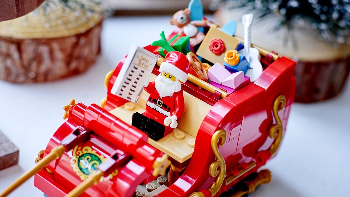 LEGO.com holiday sale drops early with up to 70% off Star Wars, Technic and more