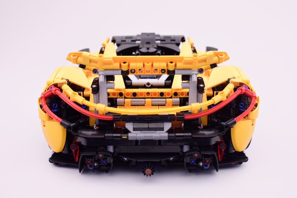 LEGO Technic 42172 McLaren P1 review 19 1024x683