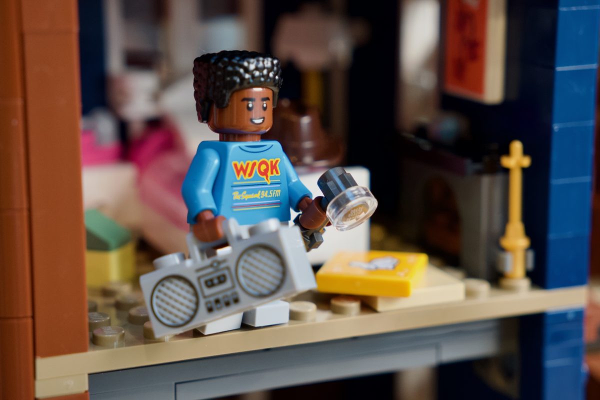 LEGO Icons 11370 Stranger Things The Creel House review 93 1200x800