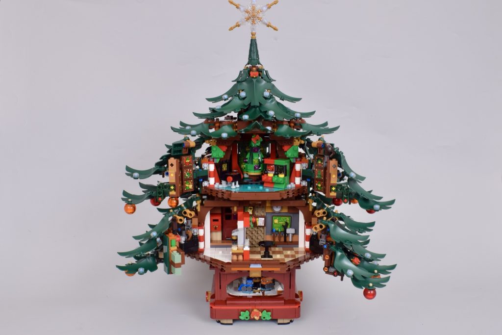 LEG 41843 Family Christmas Tree review 16 1024x683