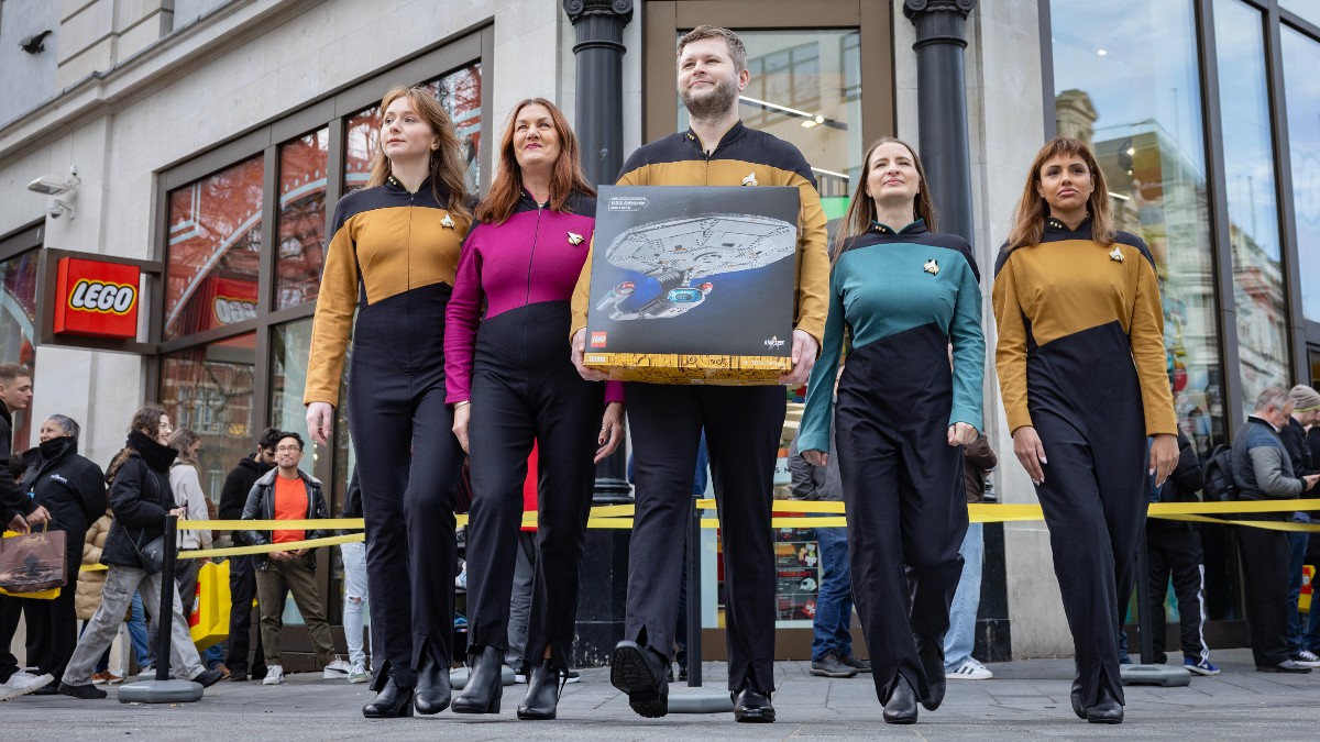 LEGO Star Trek set takes over London flagship store