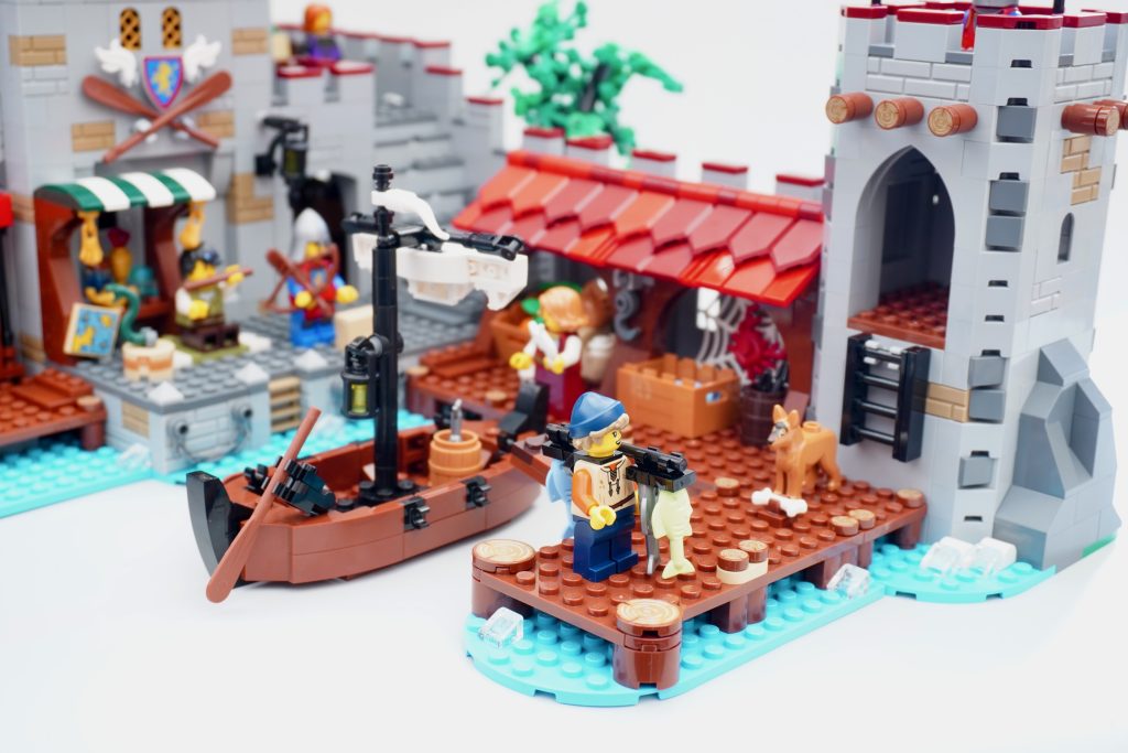 LEGO BrickLink Designer Program Medieval Seaside Market review 17 1024x683