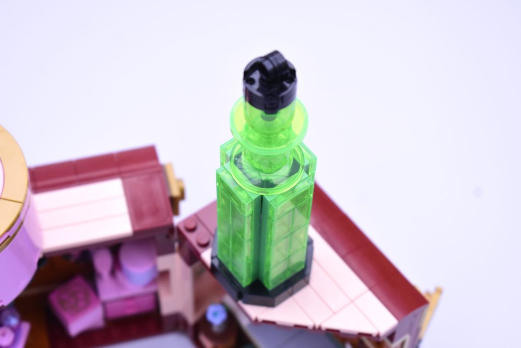 LEGO Wicked 75683 Glinda Elphabas Dormitory review 10 1024x683