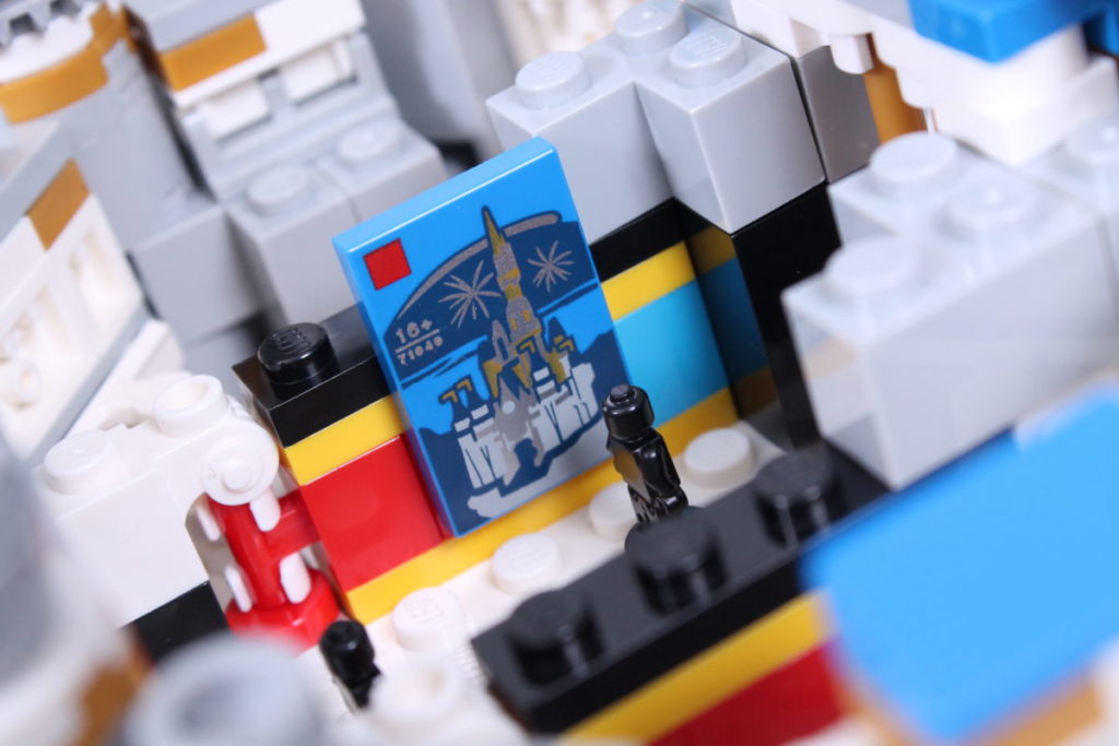 LEGO Disney 40478 Mini Disney Castle review 19 1024x683
