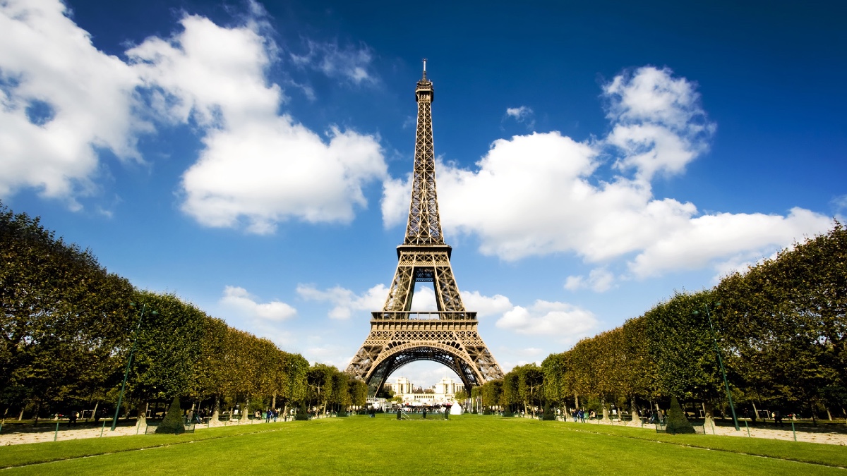 First rumoured LEGO Architecture 2026 set travels back to France