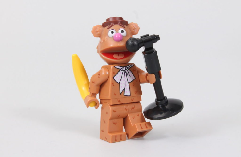 LEGO Collectible Minifigures 71033 The Muppets Miss Fozzie Bear 5 1024x666