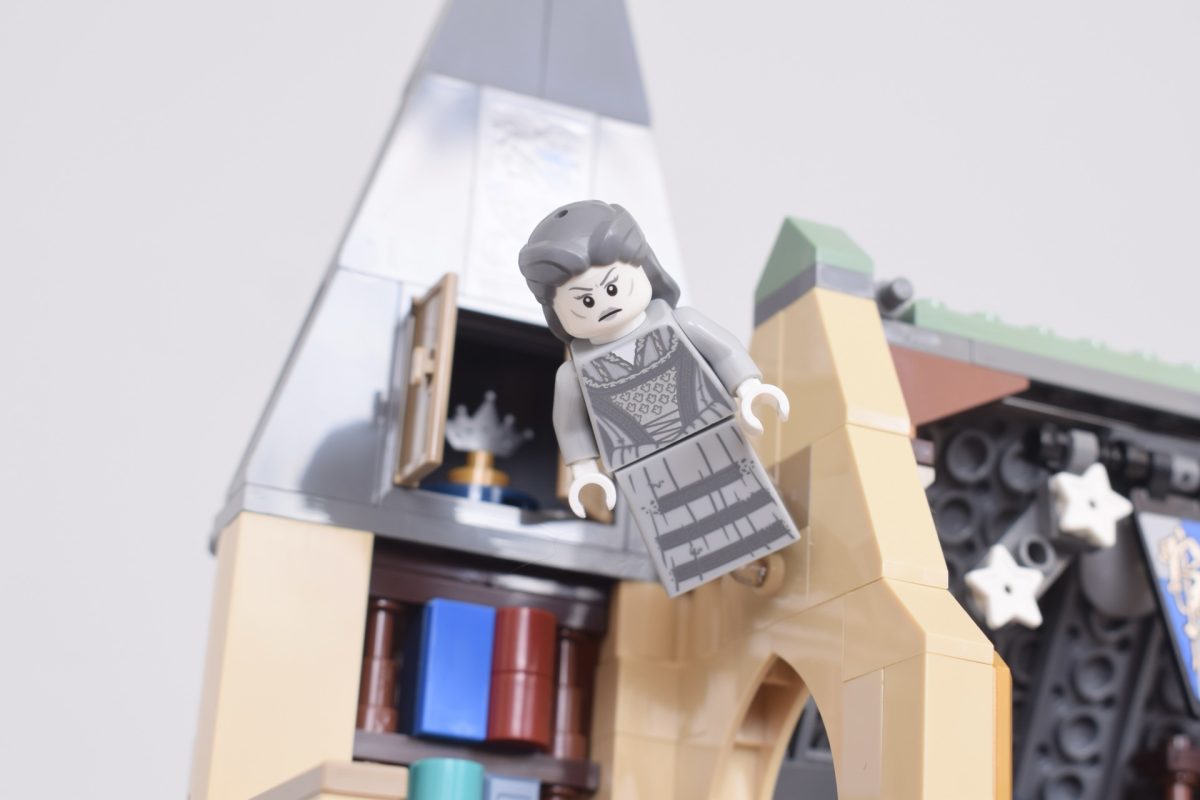 LEGO Harry Potter 76463 Hogwarts Castle Hospital Wing review 28 1 1200x800